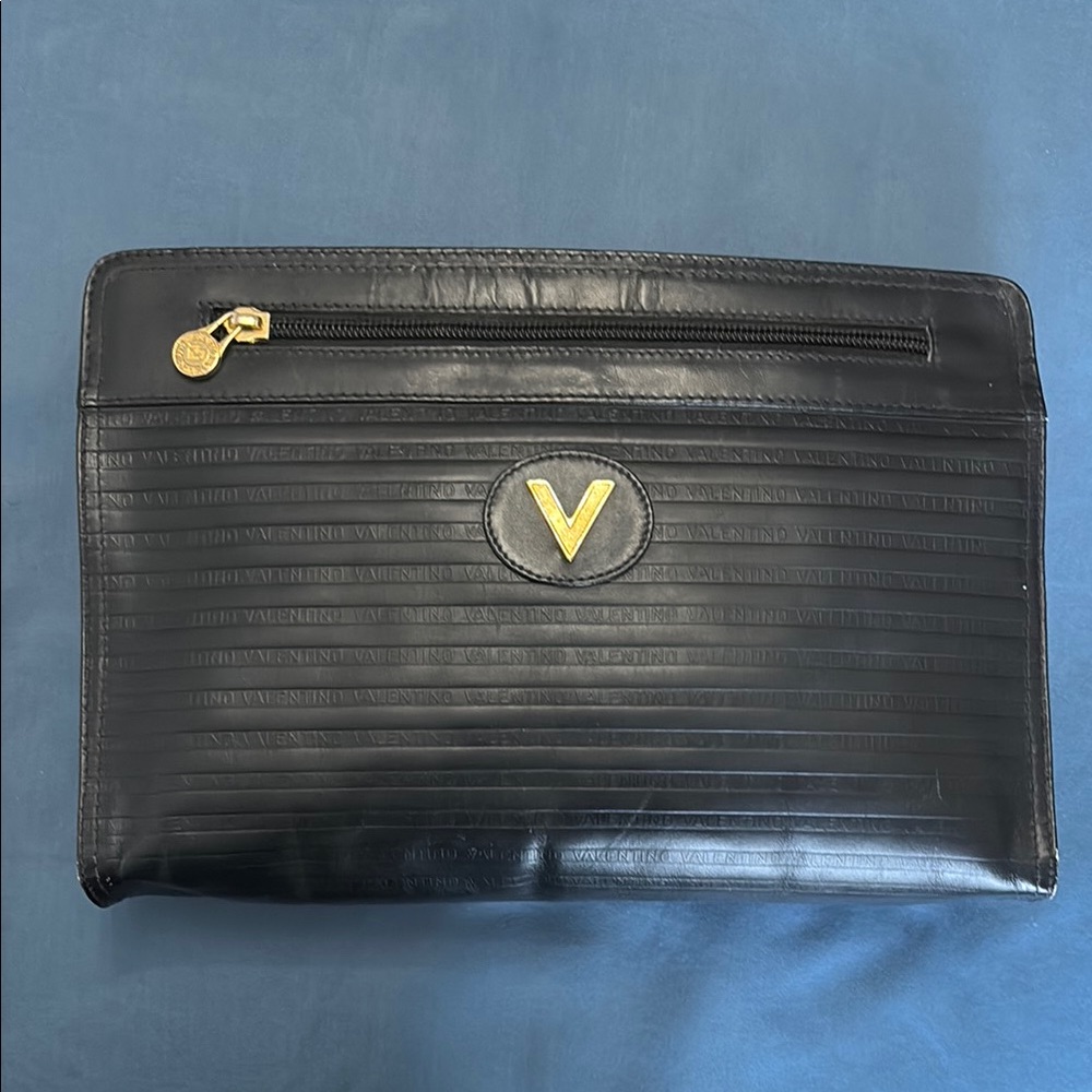 VALENTINO